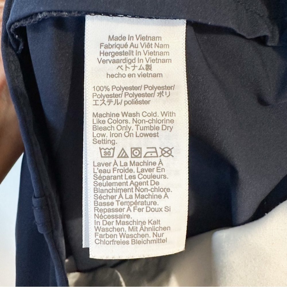 J. Crew Flat Front Golf Shorts Navy Blue 9” inseam sz 32 - Picture 4 of 4